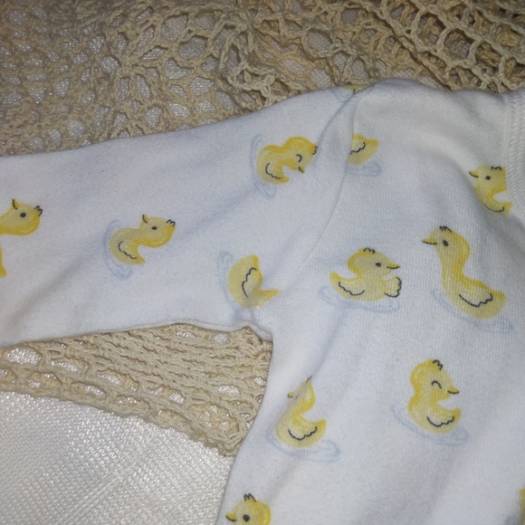 Adorable Baby Onesie with Yellow Ducklings - Picture 3 of 4